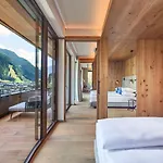Edelweiss - Salzburg Mountain 5*