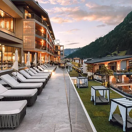 Hotel Edelweiss - Salzburg Mountain Grossarl