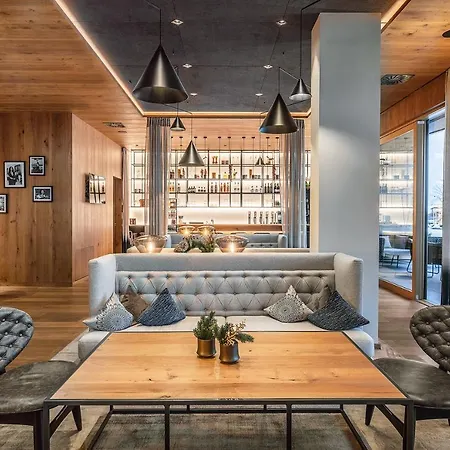 Edelweiss - Salzburg Mountain