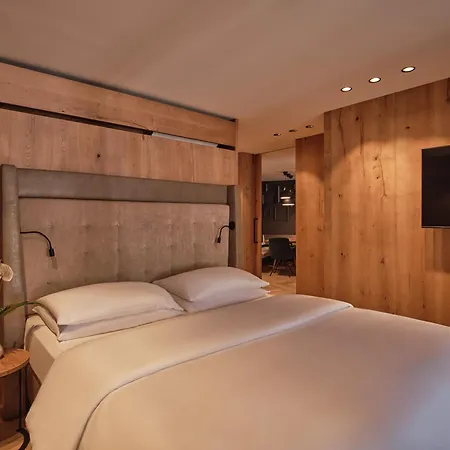 Edelweiss - Salzburg Mountain