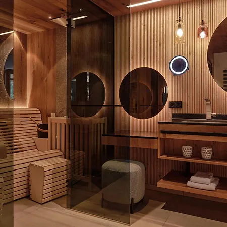 Edelweiss - Salzburg Mountain