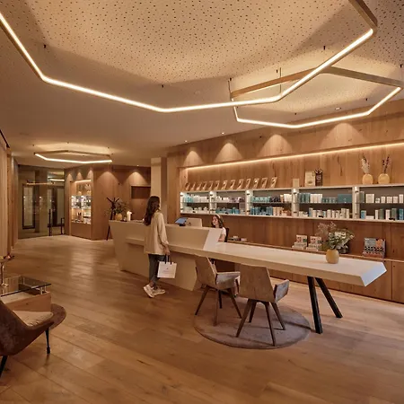 Edelweiss - Salzburg Mountain 5*