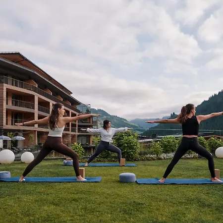 Edelweiss - Salzburg Mountain 5* גרוסארל