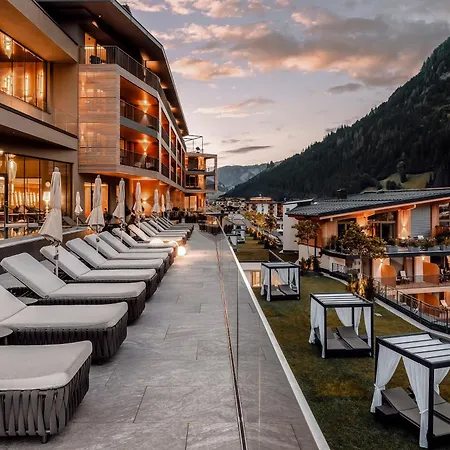 Edelweiss - Salzburg Mountain Hotel Grossarl