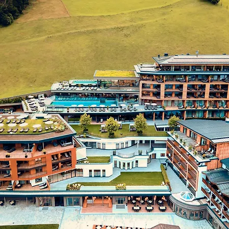 Edelweiss - Salzburg Mountain Hotel 5*
