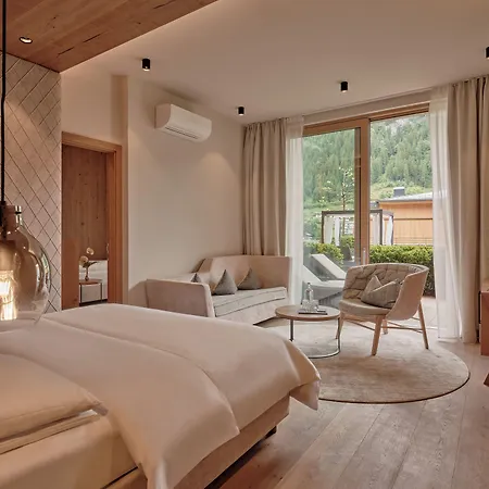 Otel Edelweiss - Salzburg Mountain