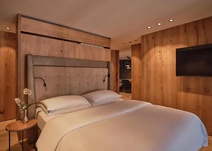 Edelweiss - Salzburg Mountain