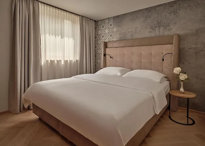 Edelweiss - Salzburg Mountain